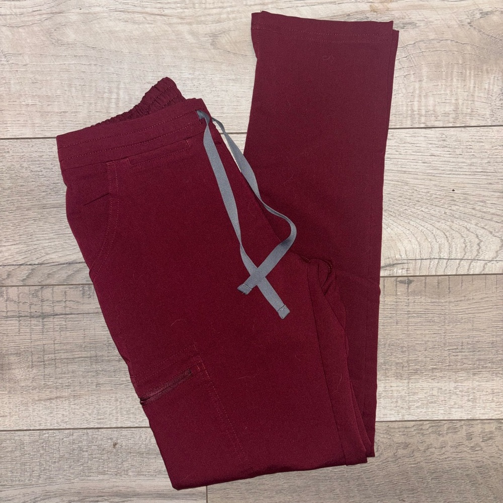 Figs Burgandy Yola Skinny Scrub Pants XXS
